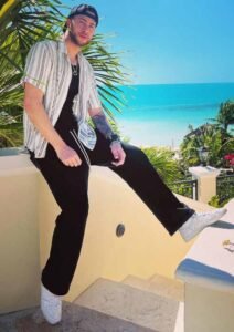 Read more about the article Interesting Story of Alicia Keys’ Brother Cole Cook On The Show “Claim To Fame”